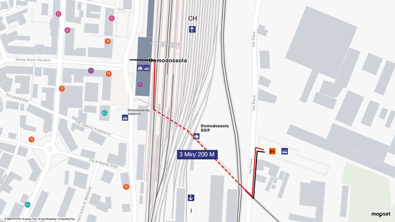 The map shows a bird’s eye view of Domodossola railway station, with south at the bottom and north at the top of the map extract. To get to the replacement bus, take the pedestrian underpass from your arrival platform towards the south. The distance is about 200 metres and takes three minutes to walk.